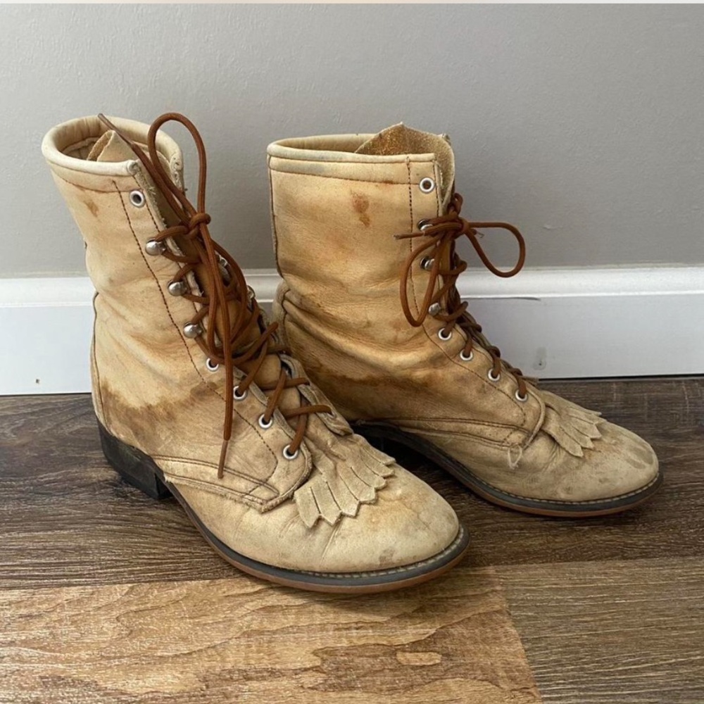 Women’s Laredo Soft Leather Lace Up Boots